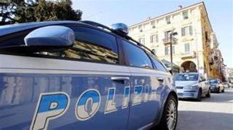 Pedina Lex Moglie Nonostante Il Divieto Arrestato Uno Stalker Di