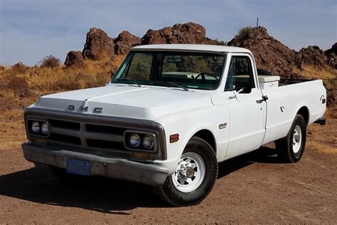 Michaels 1972 Gmc C25c2500 Pickup Holley My Garage