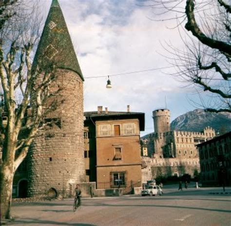 Trento Torre Verde E Il Castello Del Buonconsiglio Trentino Cultura