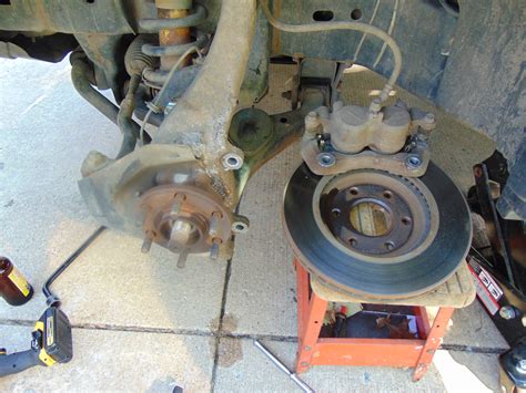 How To Replace Front Wheel Hubs Second Generation Nissan Xterra Forums