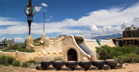 Project Gridless 12 Examples Of Earthship Off Grid Architecture