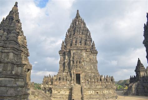 Detail 11 Kerajaan Hindu Budha Di Indonesia Beserta Gambar Kerajaannya