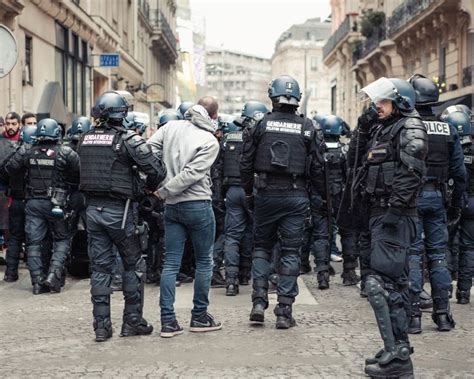 Gilets Jaunes Acte Vii In Paris