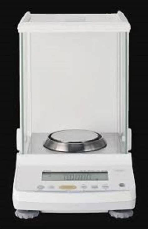 Digital Shimadzu Analytical Balance Size Mm Capacity G At Rs