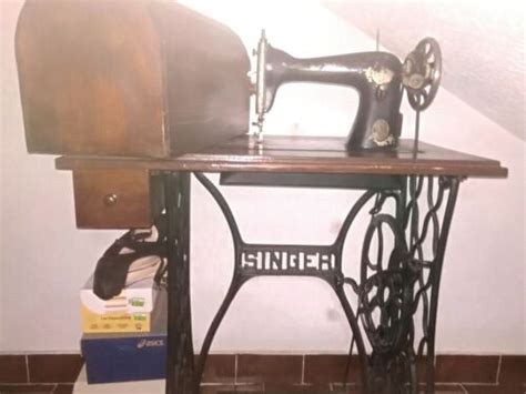 Macchina Da Cucire A Pedale Singer M Con Mobile Vintage