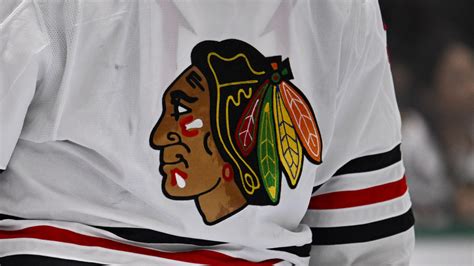 Breaking Down The Blues Blackhawks Nhl Winter Classic Jerseys