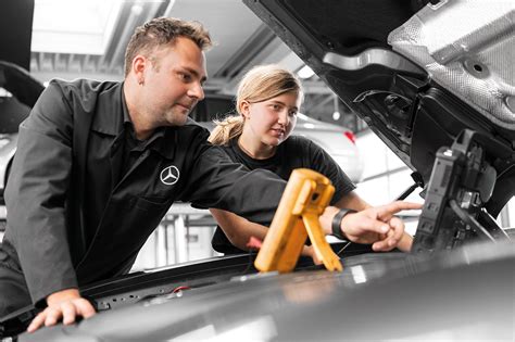 Burger Schloz Automobile Ausbildung Kfz Mechatroniker Pkw M W D F R