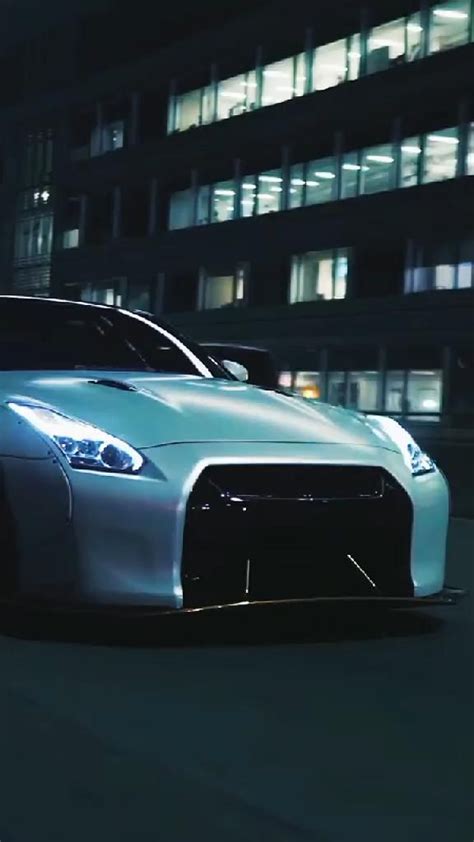 Flame Spitting Nissan GTR R35 LIBERTY WALK