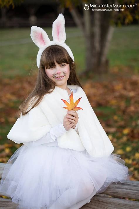 DIY Halloween Costumes For Girls - 5 Minutes for Mom