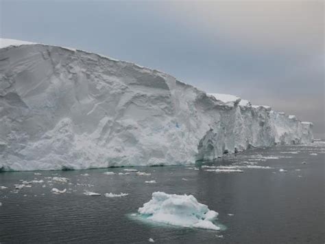 El Glaciar Del Fin Del Mundo En La Antártida Está Al Límite Y Podría