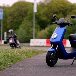 Askoll eS3 EVOlution nos photos du scooter électrique passe partout