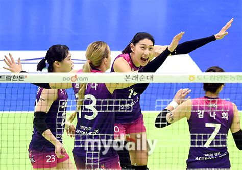 Md포토 김연경 1세트 이겼다 네이트 스포츠