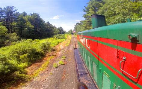 Bml50 Approaching Waldo Me Mp 7 Heading Westbound The Nerail New