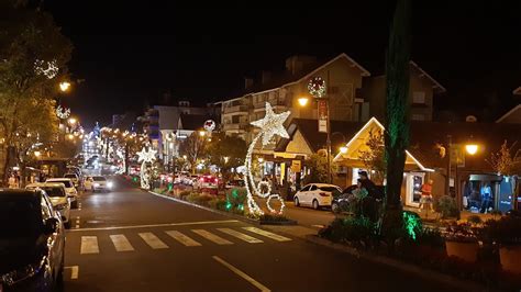 Gramado Rs Show De Acendimento Das Luzes Na Virada Do Natal