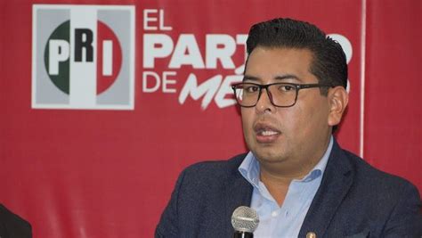 Un Dirigente Del Pri En Puebla Se Postula Como Candidato De Origen