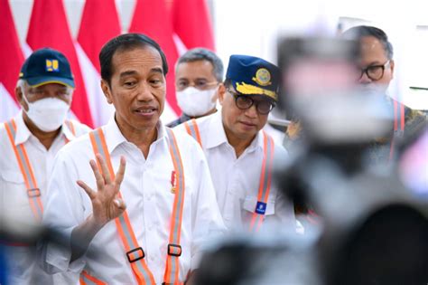 Foto Presiden Jokowi Pencabutan Psbb Dan Ppkm Tunggu Kajian