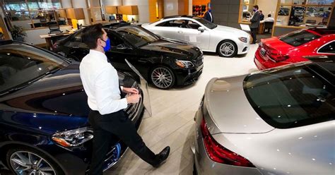 Here S Why Car Dealerships Could Be Facing A Disappointing Future