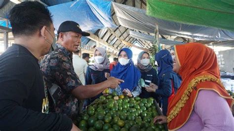 Gara Gara Pasar Tumpah Pedagang Pasar Induk Sangatta Kutim Keluhkan