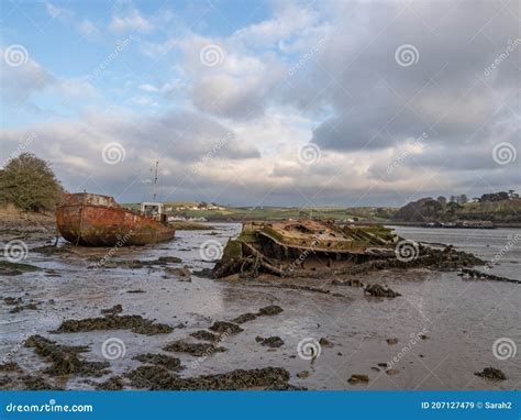 Old Rotting Boats Wrecks On The Mud Flats River Torridge Estuary