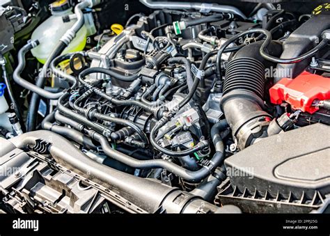 Ford Puma Ecoboost Hybrid Engine Stock Photo Alamy