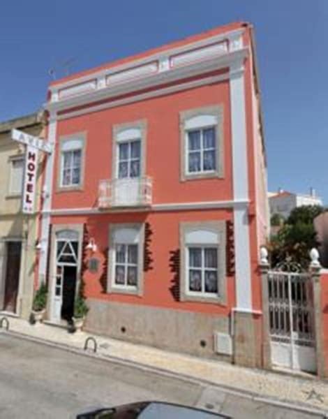 Hotels Near Praia Do Cabedelo In Figueira Da Foz Portugal