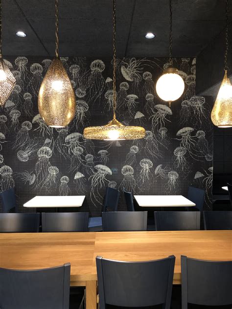 ucla dining hall times 6