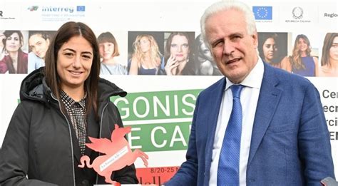 Maria Sole Ferrieri Caputi Premiata In Regione Nove Da Firenze