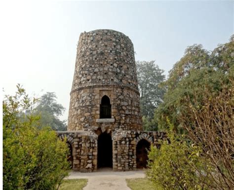 Khilji dynasty architecture - Rau's IAS