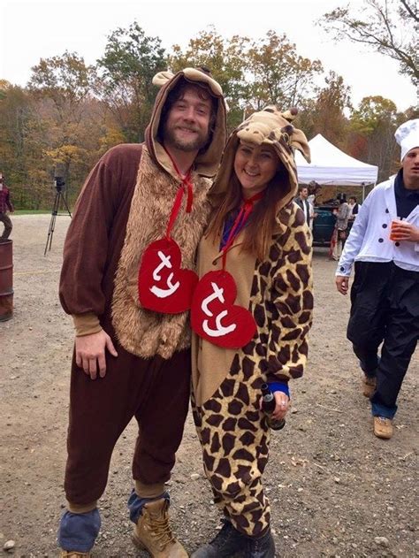 46 Two Person Halloween Costumes That Are Borderline Genius Pair