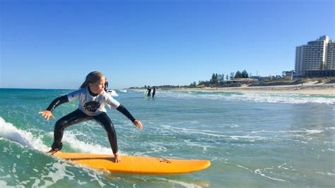 Kids - Surfing Courses - Go Surf Reservations