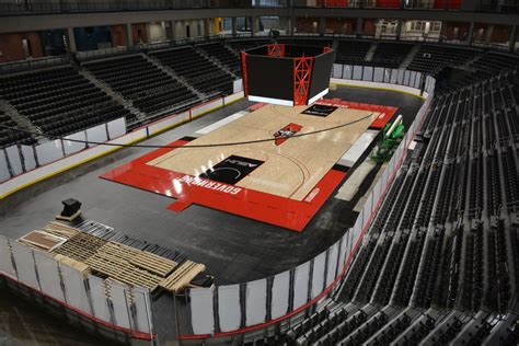 Gary Mathews Court New Name For Home Of Austin Peay Basketball At F M