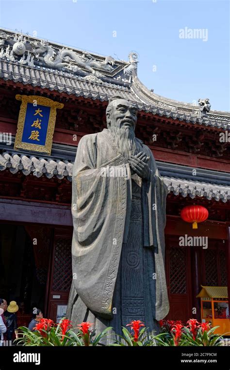 Statue Of Confucius In Front Of Confucius Temple Shimenkan Nanjing