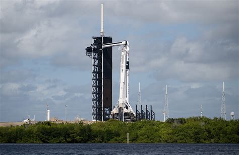 Nasas Spacex Crew Preflight Nhq A Spacex Flickr