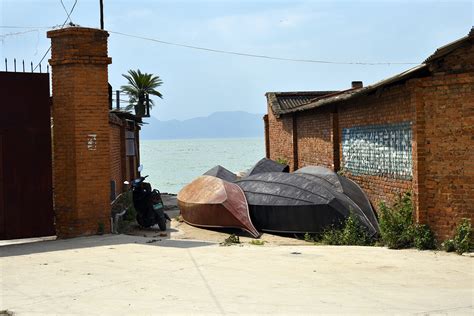 走进昆明海晏村，青石板路土胚房，这样的古村落见一次少一次！