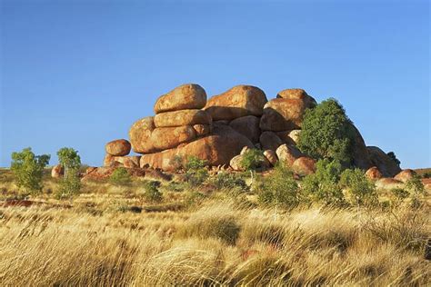 Jigsaw Puzzle Of Rock Formation At Devils Marbles Australia