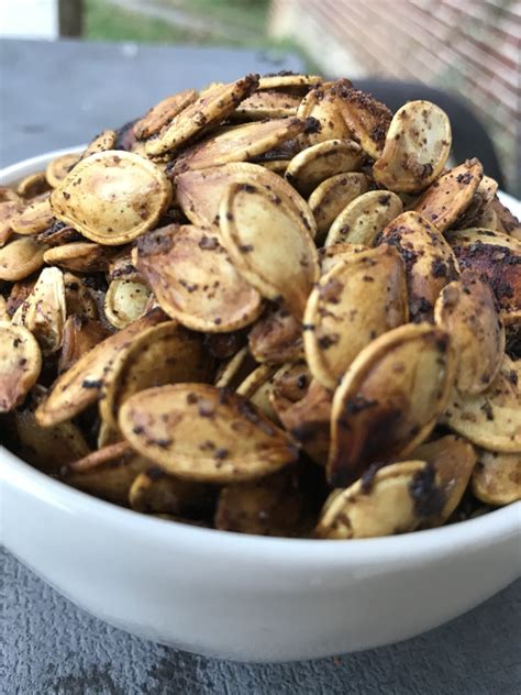 Quick And Easy Roasted Pumpkin Seeds Delishably