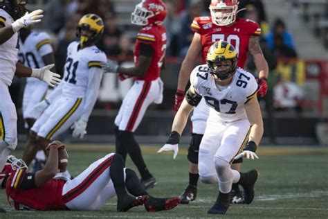 Michigan Wolverines Football Defensive End Aidan Hutchinson Is Out