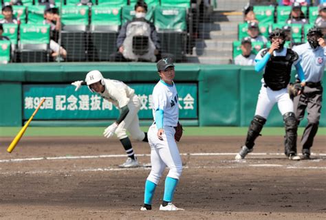 【詳報】山梨学院が初優勝 五回に集中打で一挙7点 報徳学園を下す画像 718 バーチャル高校野球 スポーツブル