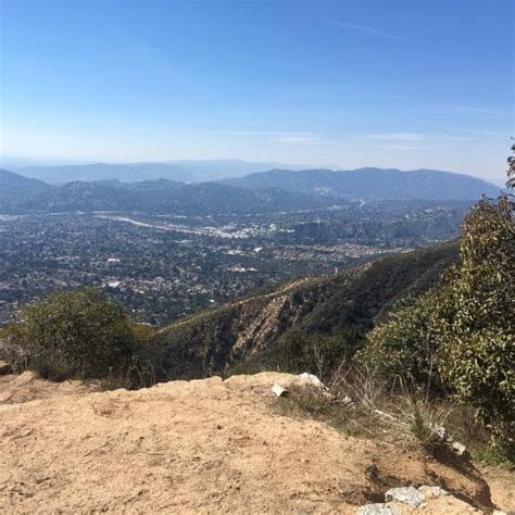 Hiking Trails Near Pasadena & Altadena for a Great Workout & Views! | Pro Fitness Network