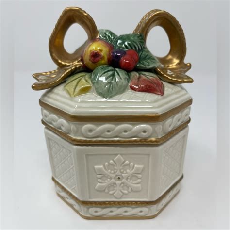 Fitz And Floyd Art Fitz And Floyd Snowy Woods Lidded Box Holiday