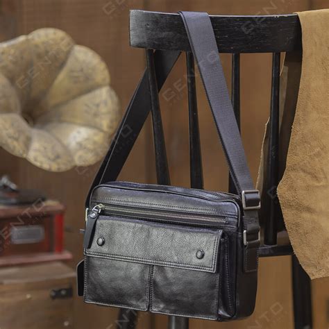 Túi đeo Chéo Nam Da Bò Gento T810 Gento Leather