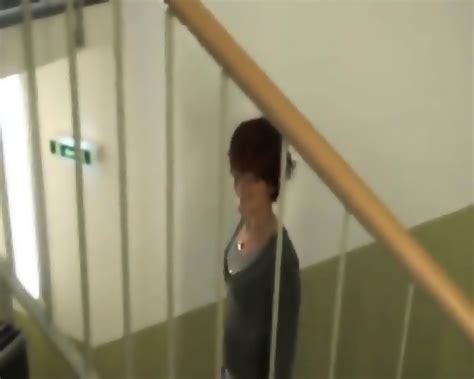 Deutsche MILF Fingert Sich Im Hotel Und Wird Angewichst