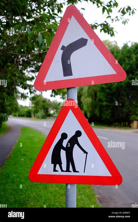 Old road signs hi-res stock photography and images - Alamy