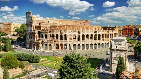 Why An American Tourist Was Fined For Eating Ice Cream In Rome