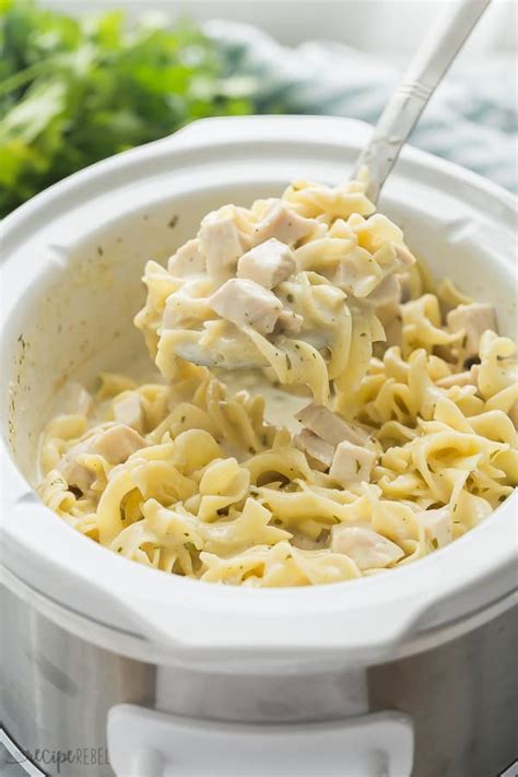 Crockpot Chicken and Noodles recipe (+ VIDEO) - The Recipe Rebel