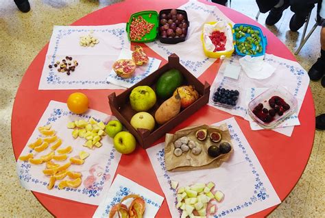 Tastet De Fruits De Tardor A I Collegi Sant Josep Obrer L Hospitalet