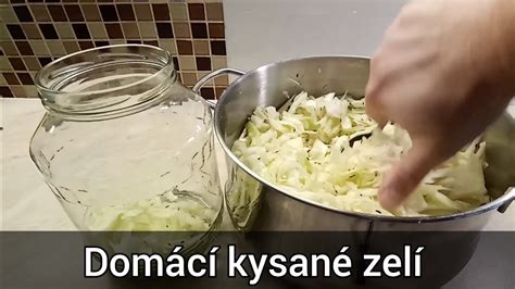 Domácí kysané zelí do sklenic je vitamínová bomba za pár korun recept