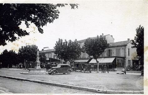 Miramas La Place Jean Jaur S Carte Postale Ancienne Et Vue D Hier