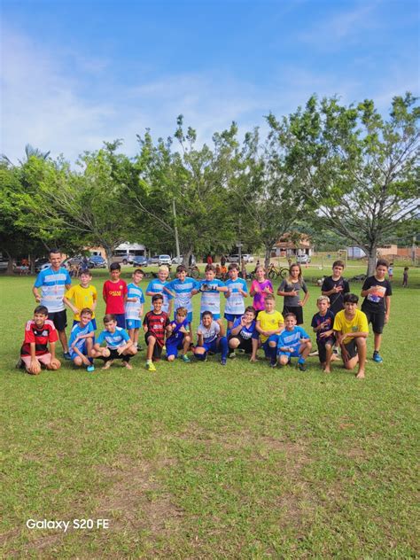 Escolinha Anjos Do Futebol Completa Anos De Atividades Volunt Rias