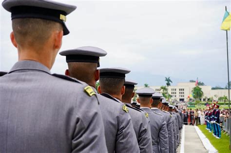 Aman Realiza Cerim Nia Do Aspirantado Ex Rcito Brasileiro